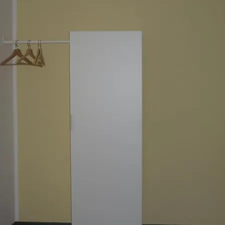 28 Fuer Bis Zu 6 Personen *