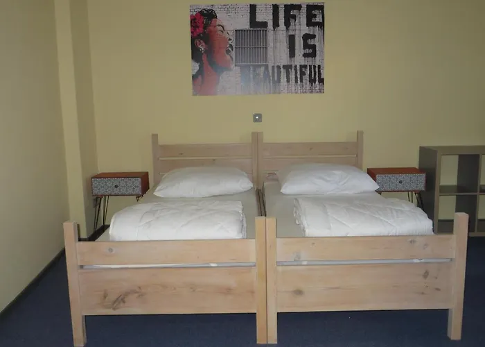 Appartement 28 Fuer Bis Zu 6 Personen Saalfeld Saale