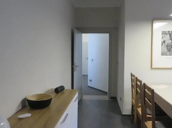 28 Fuer Bis Zu 6 Personen *