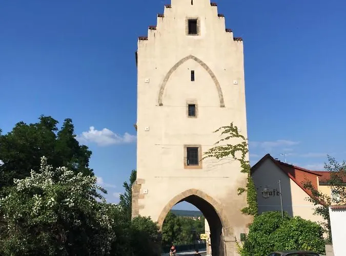 28 Fuer Bis Zu 6 Personen *